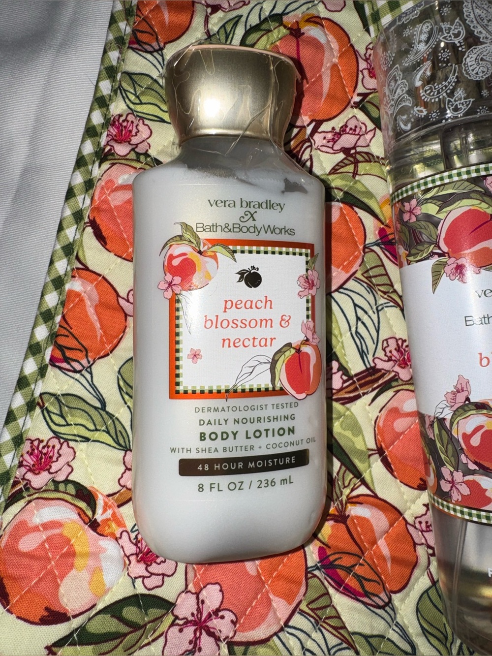Vera Bradley x Bath & Body Works Peach Blossom & Nectar Gift Set Tote included - Picture 3 of 8